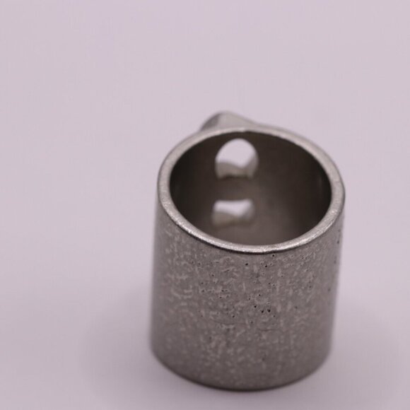 Silver tone Three Chain Links Size 7 Ring - Picture 5 of 6